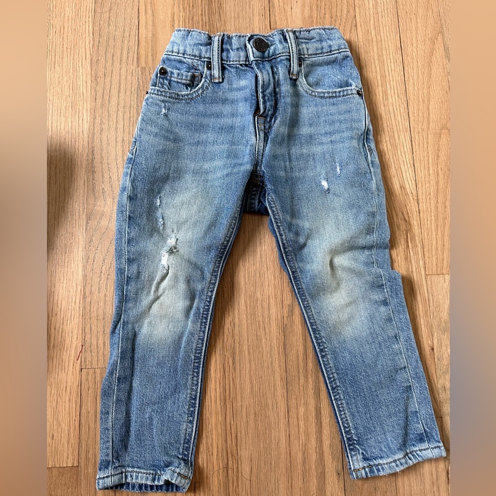 Gap Easy Taper Jeans